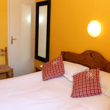 Du Chateau 2* Annecy