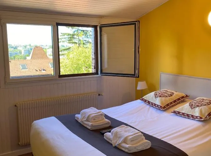 Du Chateau Szálloda Annecy