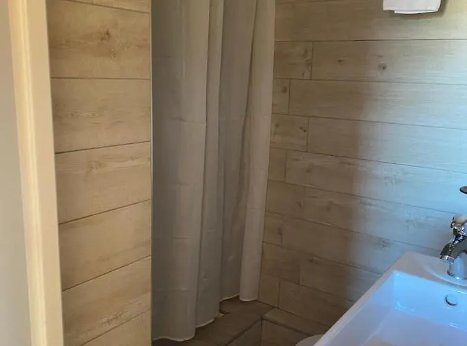 Du Chateau 2* Annecy